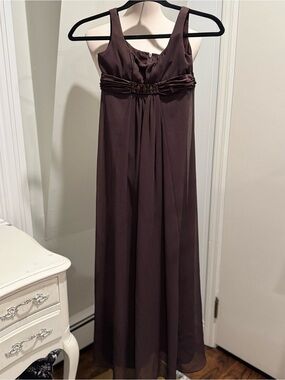 David’s Bridal Girls Truffle Brown Beaded Empire Waist Formal Gown |  Size 8